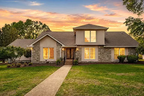 117 Jackson Ln, Hendersonville, TN 37075