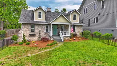 2518 Sharondale Dr, Nashville, TN 37215