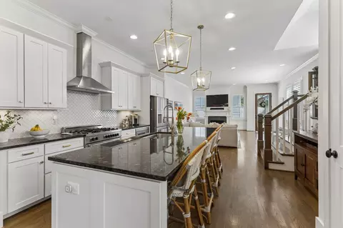 916 Montrose Ave #A, Nashville, TN 37204