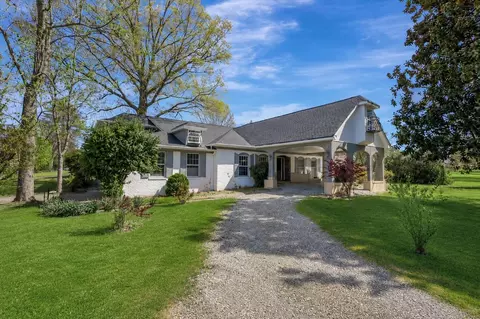 201 Blythe Ferry Rd NE, Cleveland, TN 37312