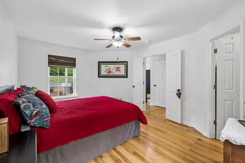 Bedroom - 7916 E Plunders Creek Rd, Dickson, TN 37055 photo 1 of 5
