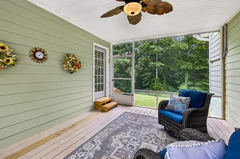 Exterior - 7916 E Plunders Creek Rd, Dickson, TN 37055 photo 7 of 14