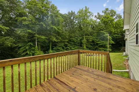 Exterior - 7916 E Plunders Creek Rd, Dickson, TN 37055 photo 12 of 14