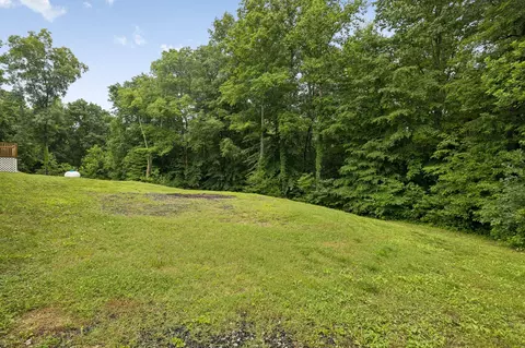 Exterior - 7916 E Plunders Creek Rd, Dickson, TN 37055 photo 14 of 14