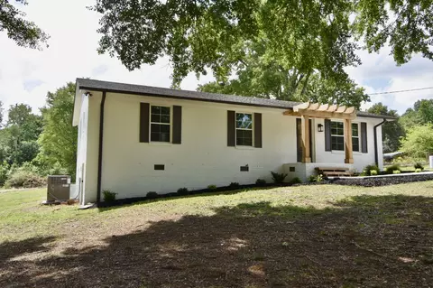 Exterior - 41 Peppertown Rd, Loretto, TN 38469 photo 4 of 8
