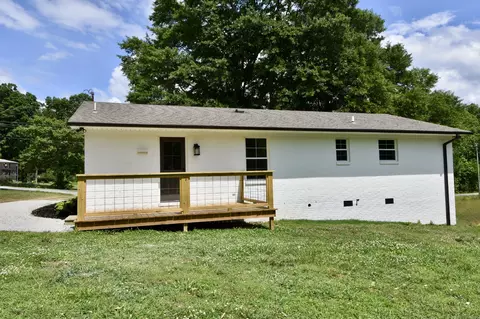 Exterior - 41 Peppertown Rd, Loretto, TN 38469 photo 6 of 8
