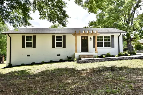 41 Peppertown Rd, Loretto, TN 38469