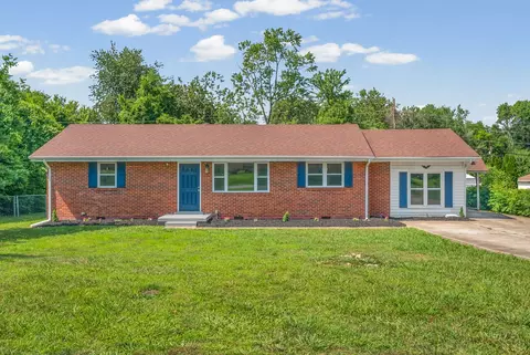 19 Gino Dr, Clarksville, TN 37042