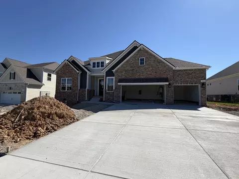 7518 Shoal Mill Pt, Fairview, TN 37062