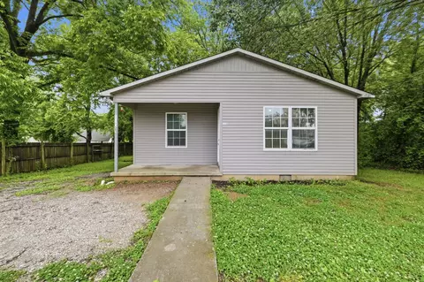 725 Mill St, Manchester, TN 37355