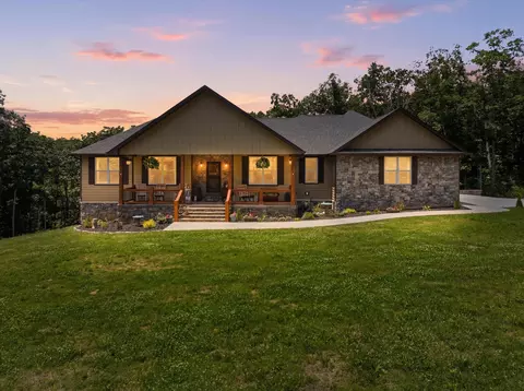 430 Gray Creek Rd, Graysville, TN 37338