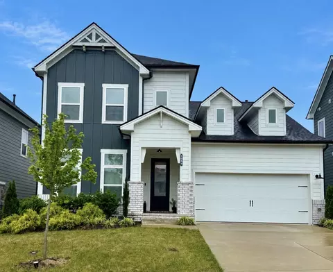 1089 Callaway Dr, Lebanon, TN 37087