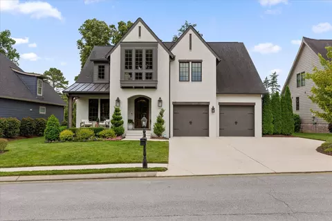9288 White Ash Dr, Ooltewah, TN 37363