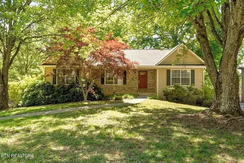4516 Clairson Dr, Knoxville, TN 37931