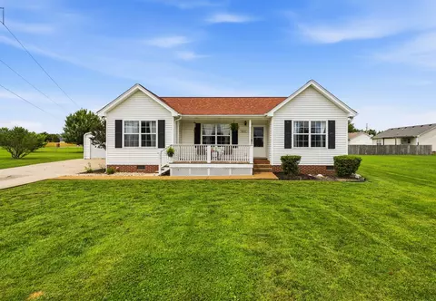 604 Portland Blvd, Portland, TN 37148