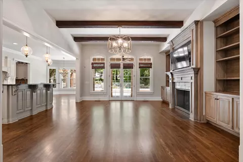 Living - 315 Haddon Ct, Franklin, TN 37067 photo 6 of 9