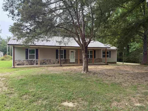 15 Brookwood Loop, Adamsville, TN 38310
