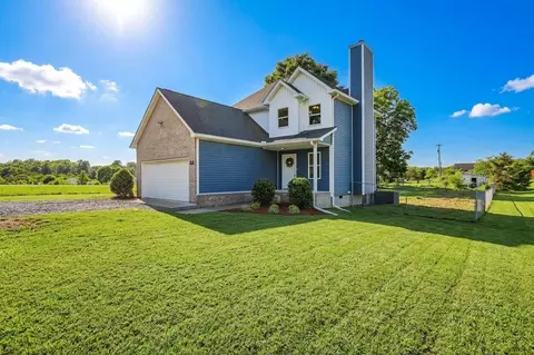 346 E Harris Rd, Bethpage, TN 37022
