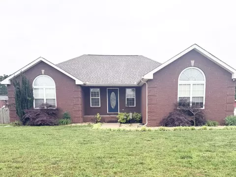 117 Taylor Ln, Lafayette, TN 37083