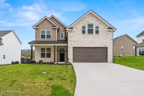 12668 Myrtle Ridge Ln, Knoxville, TN 37932