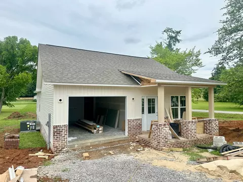 114 Honeysuckle Ln, Sparta, TN 38583