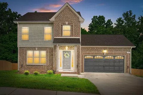1004 Orchard Hills Dr, Clarksville, TN 37040