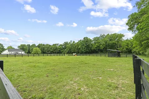Exterior - 3084 Duplex Rd, Spring Hill, TN 37174 photo 20 of 24