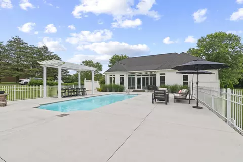 Exterior - 3084 Duplex Rd, Spring Hill, TN 37174 photo 10 of 24