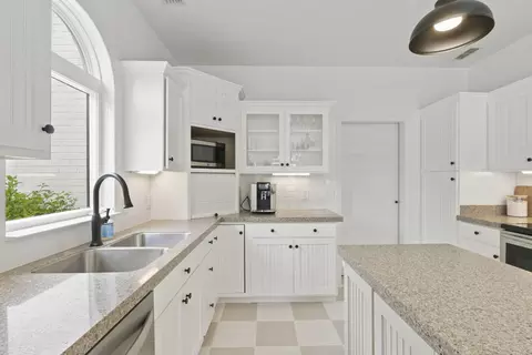 Kitchen - 3084 Duplex Rd, Spring Hill, TN 37174 photo 2 of 8