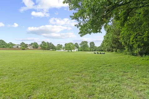 Exterior - 3084 Duplex Rd, Spring Hill, TN 37174 photo 18 of 24