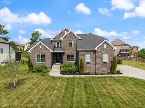 289 Crooked Creek Ln, Hendersonville, TN 37075