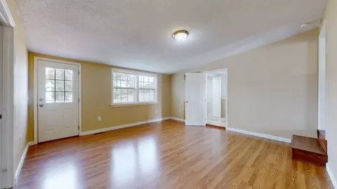 Living - 100 Waggoner St, Decherd, TN 37324 photo 4 of 5