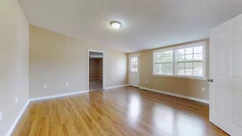 Living - 100 Waggoner St, Decherd, TN 37324 photo 3 of 5