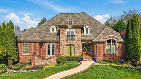1318 Charlottesville Blvd, Knoxville, TN 37922