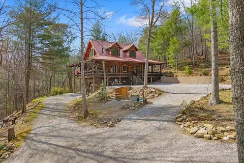205 Holder Cemetery Rd, Tellico Plains, TN 37385