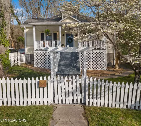 437 Chickamauga Ave, Knoxville, TN 37917