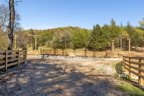 501 Tallent Rd, Pulaski, TN 38478