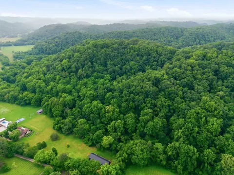 5034 Seymour Hollow Rd, Whites Creek, TN 37189