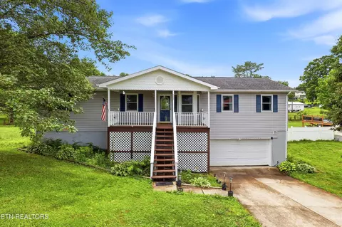 117 Bertha Ln, Jacksboro, TN 37757
