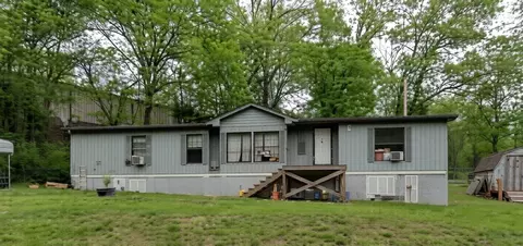 425 Twomey Rd, Centerville, TN 37033