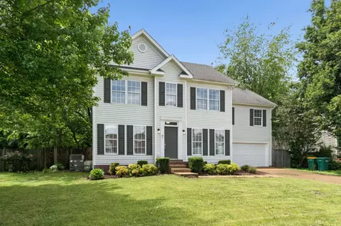 2805 Sutherland Dr, Thompsons Station, TN 37179