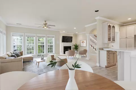700 Pebble Springs Dr, Franklin, TN 37067
