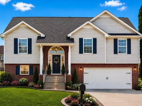 1356 Mountain Way, Clarksville, TN 37043