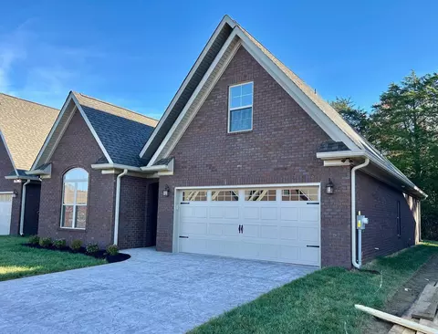 222 Lake View Pt, Englewood, TN 37329