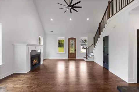 Living - 159 Mila Mae Ln, Ocoee, TN 37361 photo 5 of 5