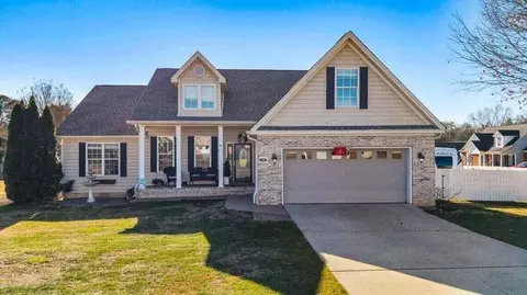 136 Thoroughbred Dr NW, Cleveland, TN 37312