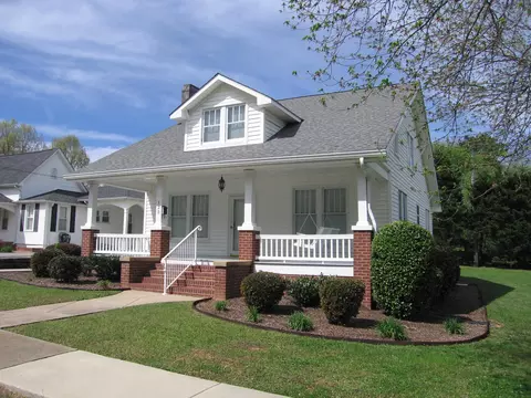125 NE 18th St NE, Cleveland, TN 37311