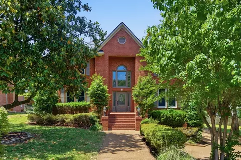119 Sturbridge Dr, Franklin, TN 37064