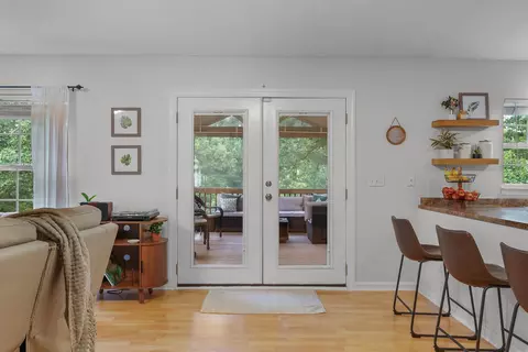 Entry Way - 562 Bluff View Dr, Ringgold, GA 30736 photo 2 of 4