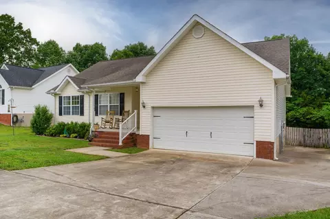 Exterior - 562 Bluff View Dr, Ringgold, GA 30736 photo 13 of 14